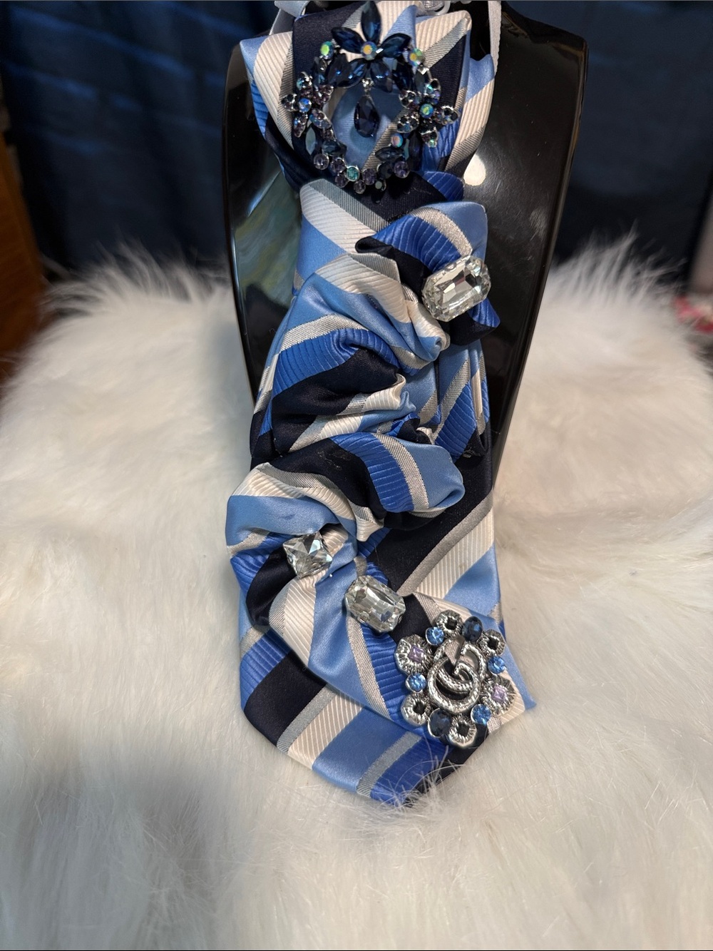 Blue Striped Floral Junk Toe Necklace